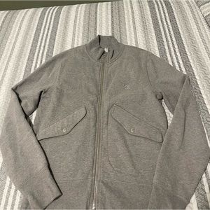 Brand New Men’s Burberry zip up sweater